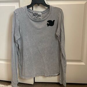 Free City Artists Wanted Ling Sleeve tee size medium